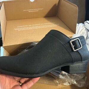 Life Stride Black Alexi Ankle Boots